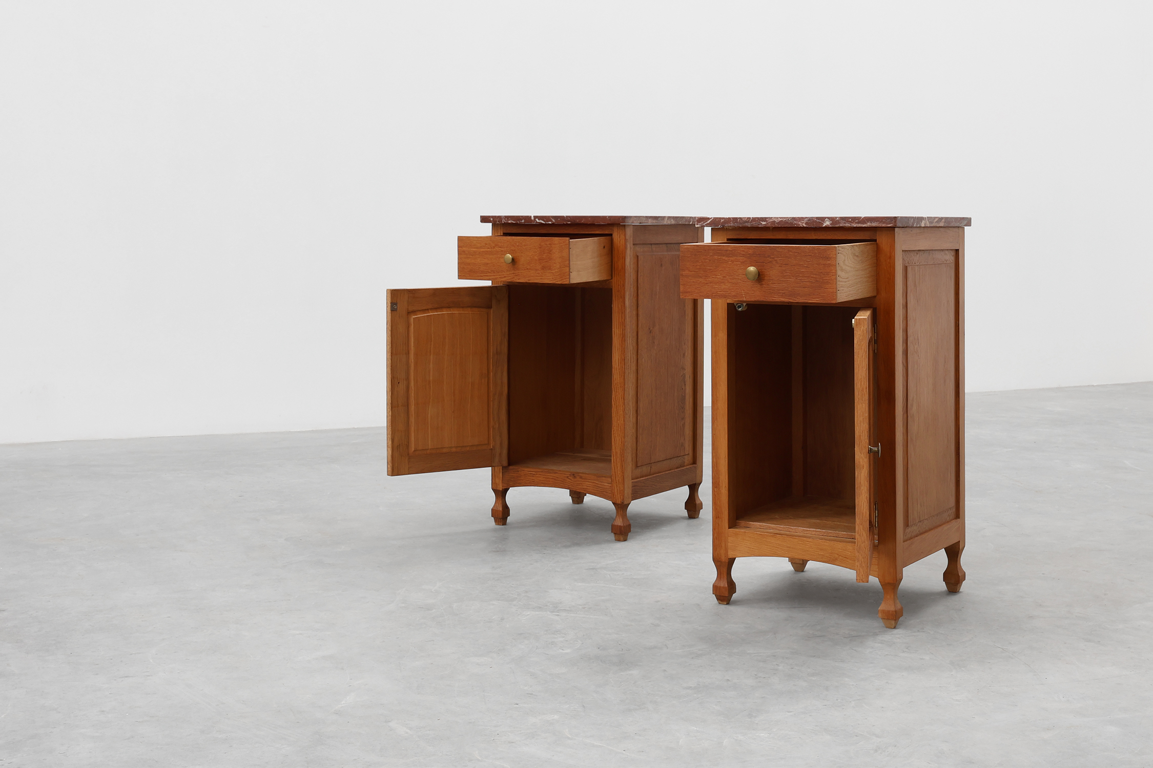 Pair of French Art Deco Nightstands in oak with marble tops, 1930s thumbnail